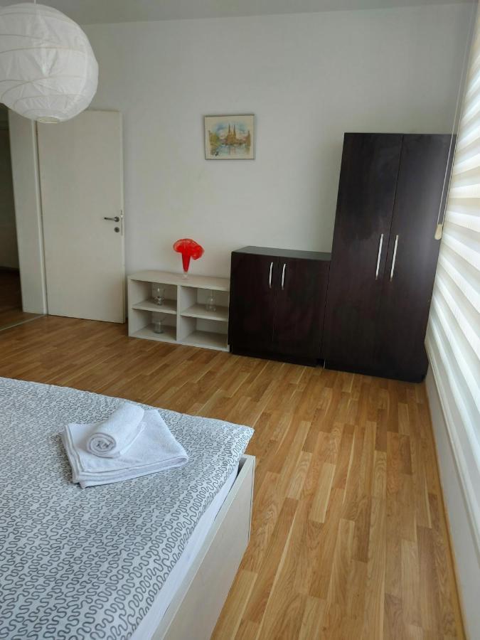 Makabo-Apartment In House Скопье Экстерьер фото