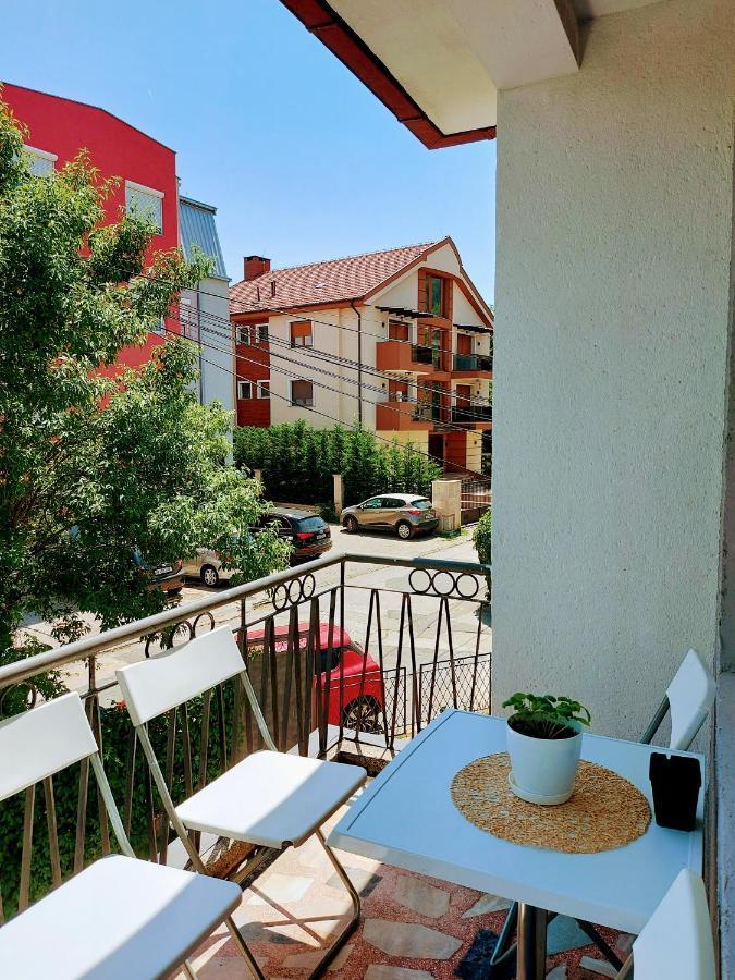 Makabo-Apartment In House Скопье Экстерьер фото